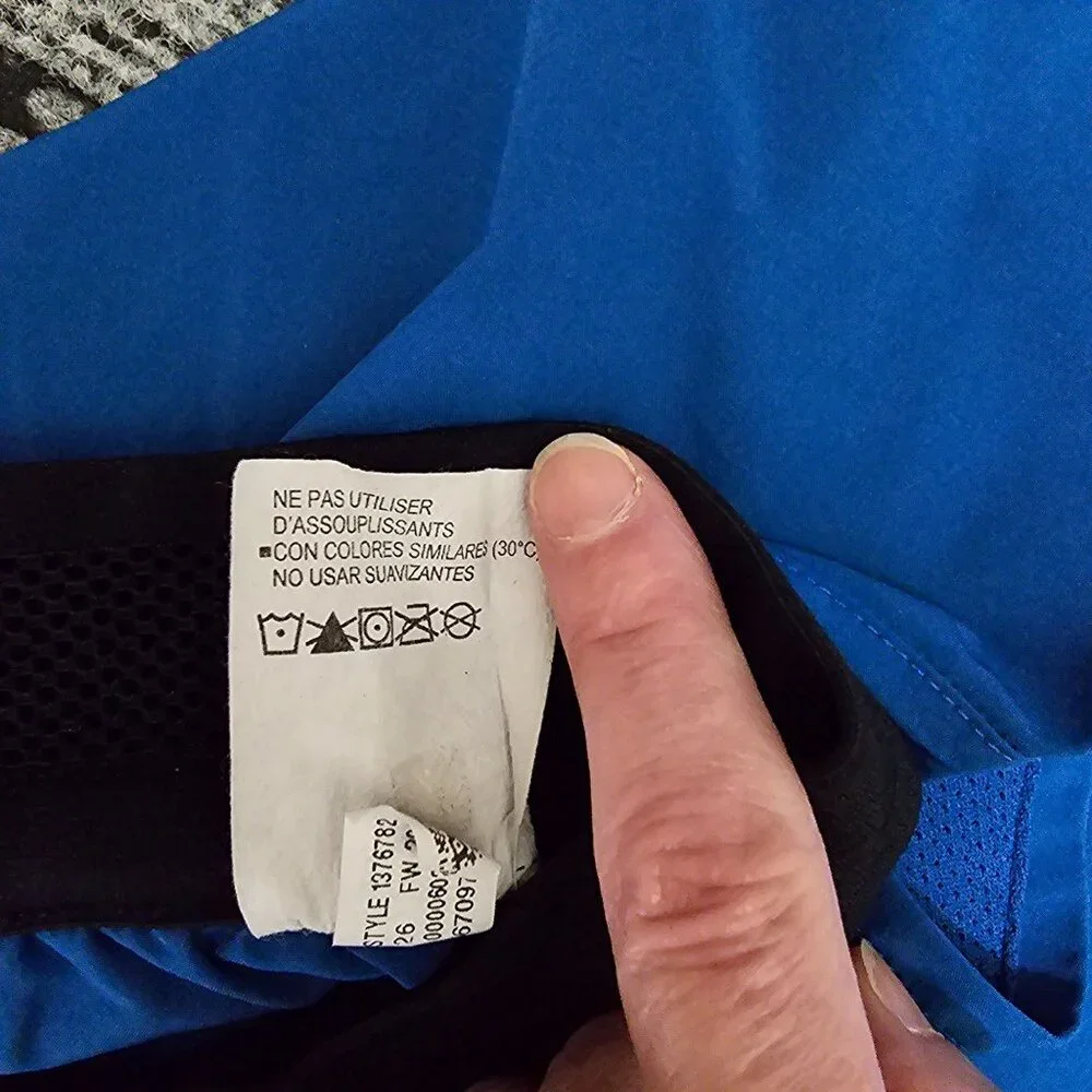 Under Armour Mens XX-Large Blue Athletic Shorts With Perforated Design & Elastic